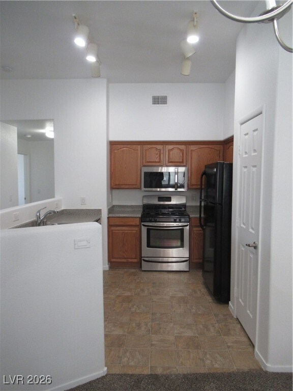 Building Photo - 9303 Gilcrease Ave