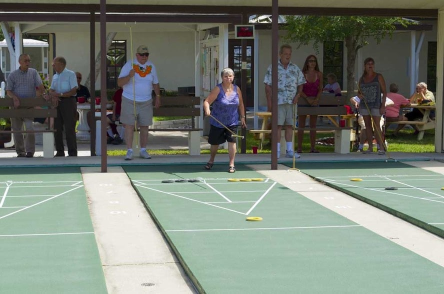 SHUFFLEBOARD ANYONE? - 7815 Sunrunner Dr