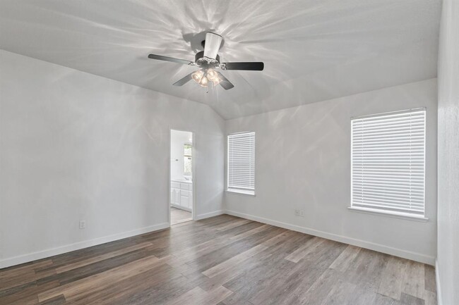 Building Photo - 1609 Paint Brush Dr