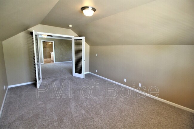 Building Photo - 1485 E Feather Nest Dr