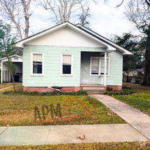 Building Photo - Charming  in Monroe's Garden District