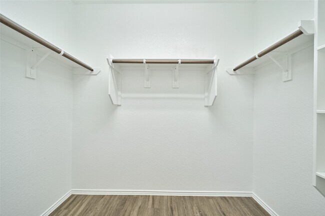 Building Photo - 4201 Amber Ruse Dr