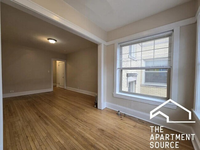 Building Photo - 552 Elmwood Ave