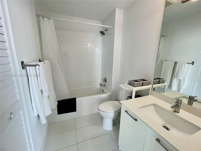 Building Photo - 151 SE 1st St