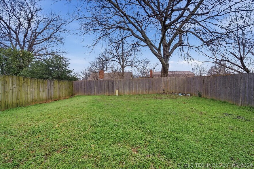 Building Photo - 6738 S 78th East Ave