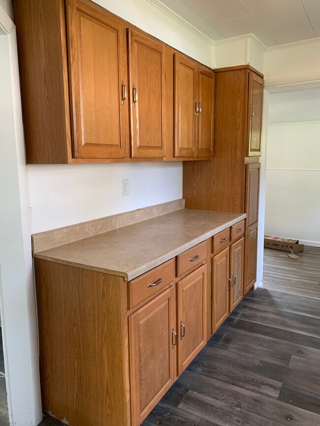 Building Photo - Coming Soon! Charming Cape Cod Near Coloni...