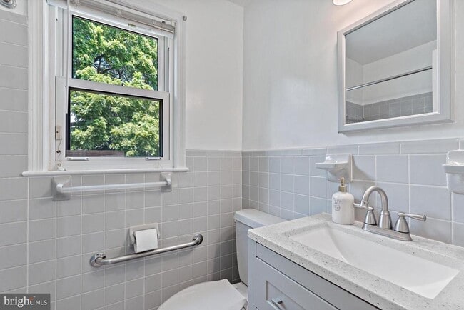 Building Photo - 4145 6th St S