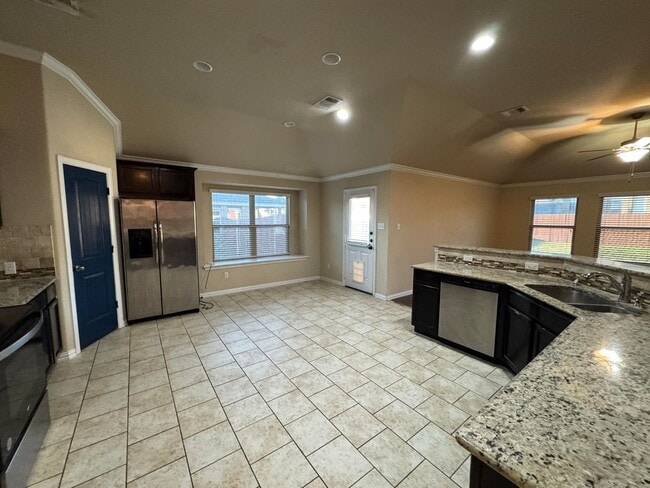 Building Photo - 6401 Alabaster Dr