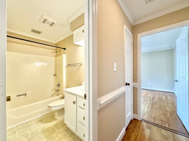 Building Photo - Spacious 3 Bedroom with Backyard Pool