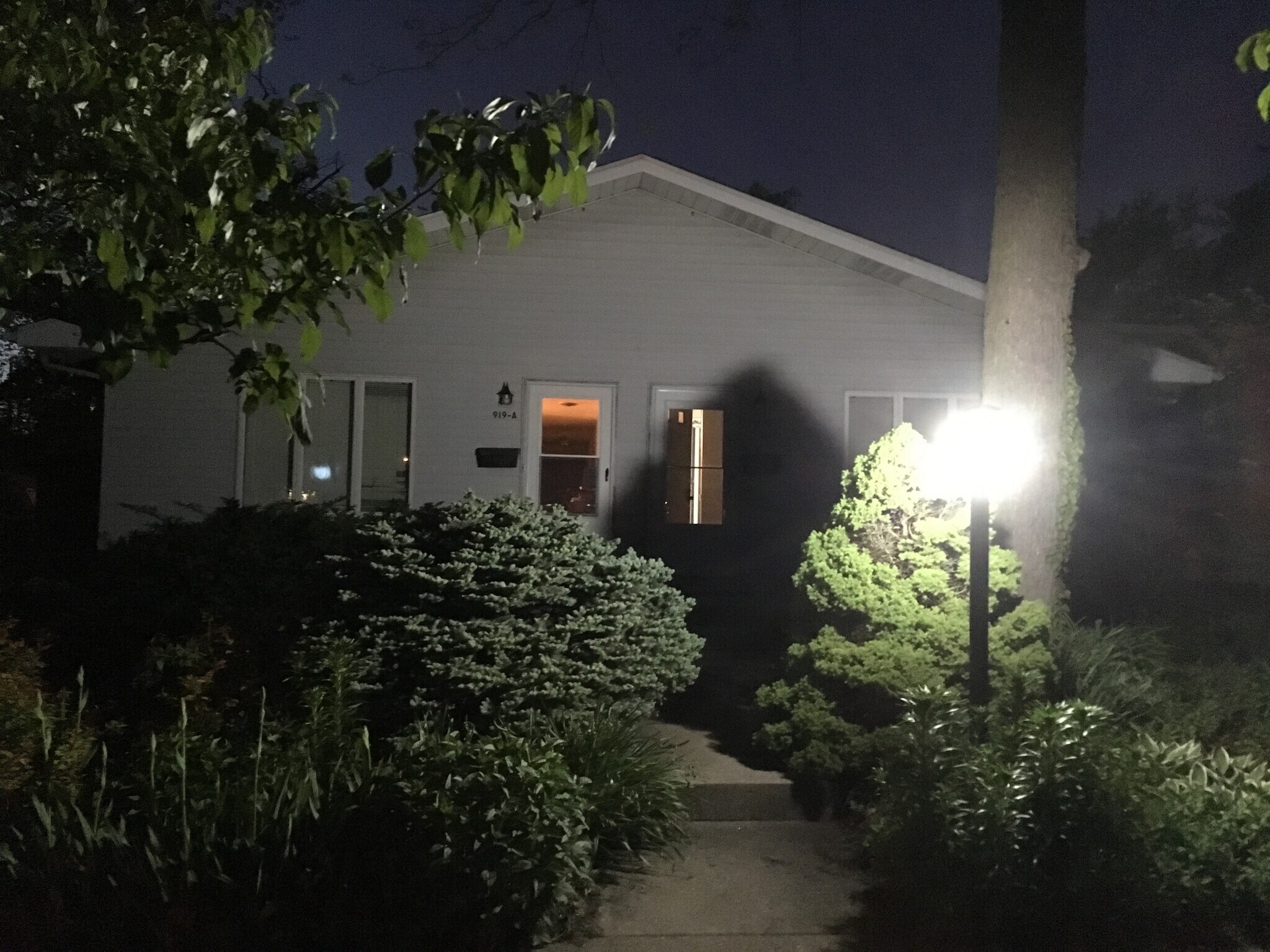 Front curb nighttime view. - 919 Cherry Street