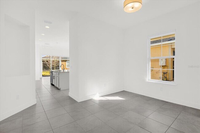 Building Photo - 2360 Datura Lp