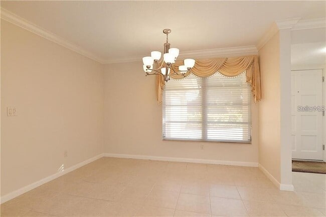 Building Photo - 3210 San Bernadino St