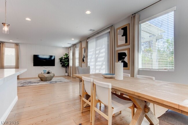 Building Photo - 8580 Luse St