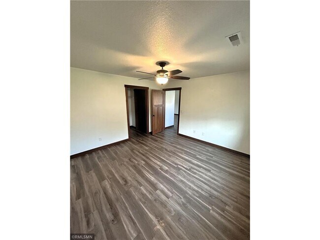 Building Photo - 1759 Aspen Ct