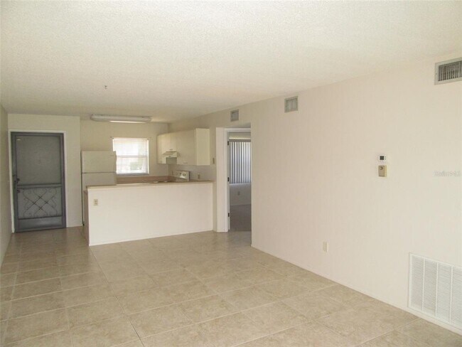 Building Photo - 25100 Sandhill Blvd