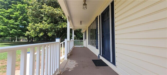 Building Photo - 2963 Avery Rd