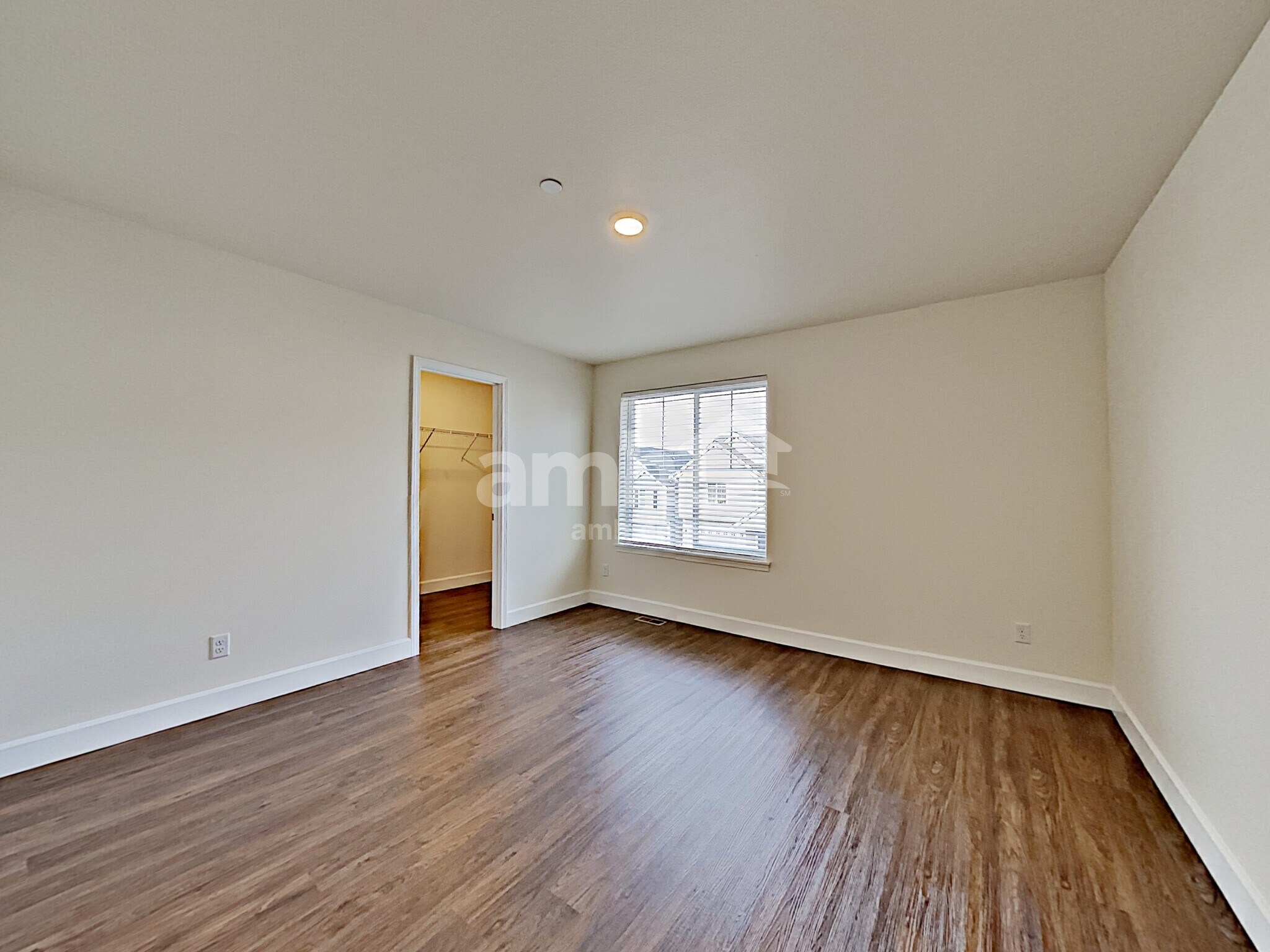 Building Photo - 10618 137th St E