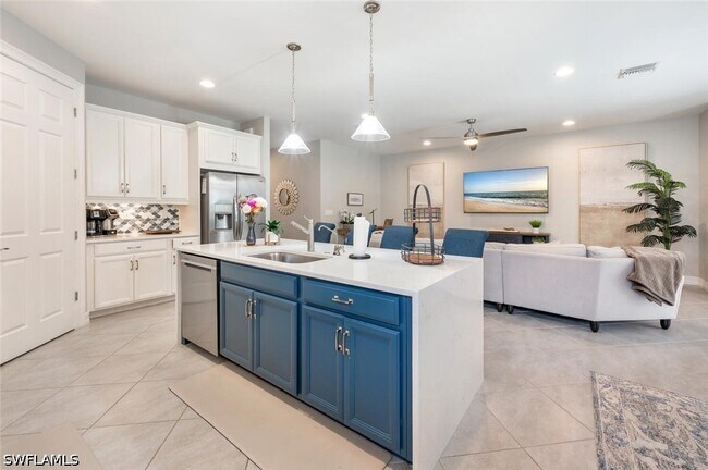 Building Photo - 14606 Tropical Dr