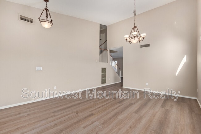 Building Photo - 42538 Sparks Ct