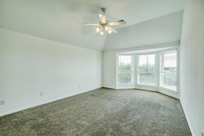 Building Photo - 2403 Vestavia Ridge Ln
