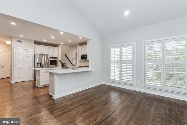 Building Photo - 43179 Allenby Way