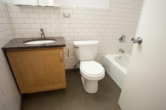 Floorplan - 5400-5406 S. Maryland Avenue