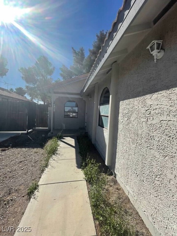 Building Photo - 3948 N Applecrest St