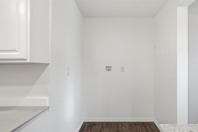 Building Photo - 7606 Williamson Creek Drive