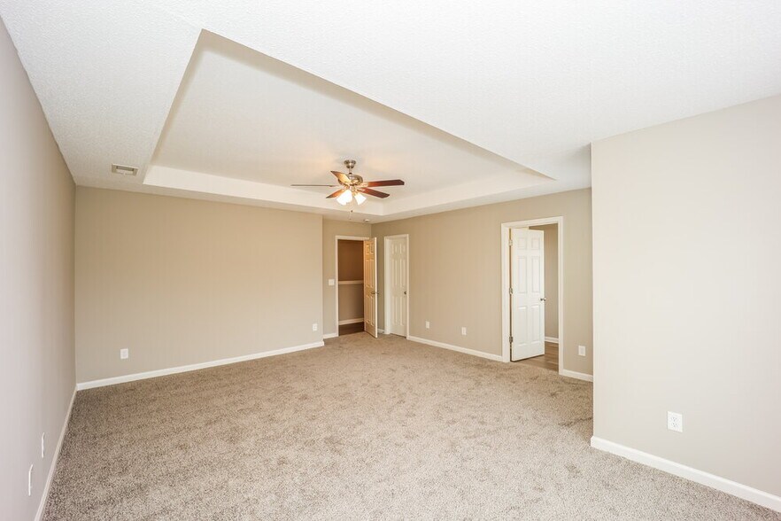 Building Photo - 171 Stillwood Dr