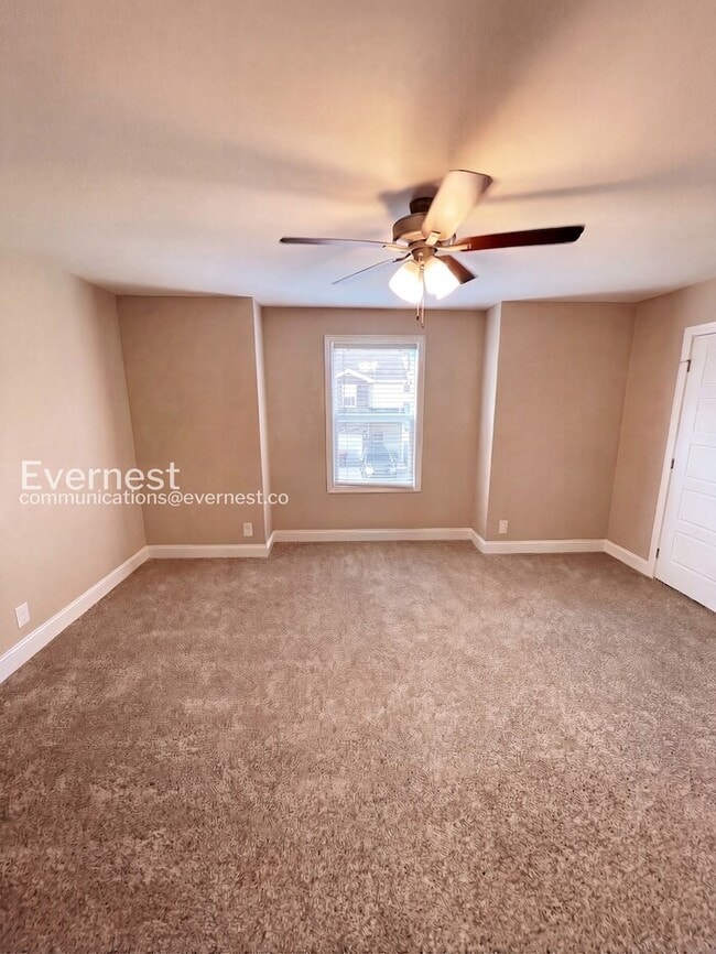 Building Photo - 3385 Polly Dr