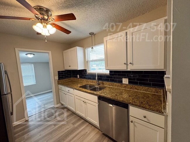 Building Photo - 3812 Rodby Dr