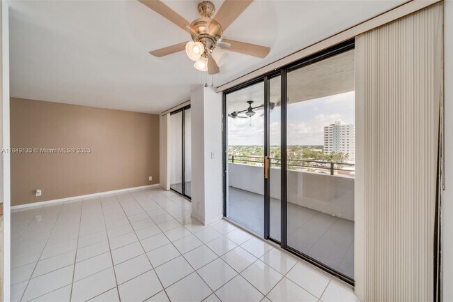 Building Photo - 1500 N Ocean Blvd