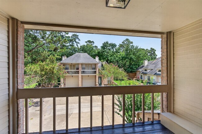 Building Photo - 5515 Strack Rd