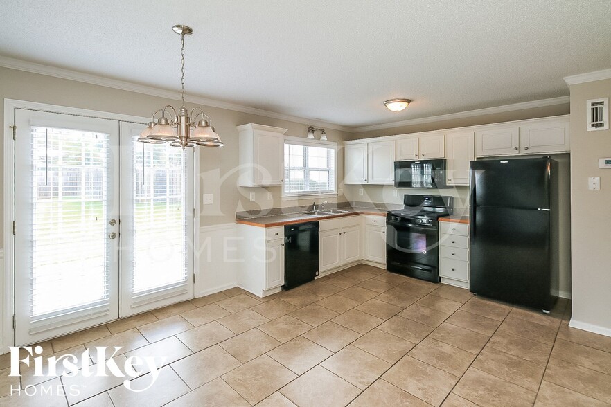 Building Photo - 142 Riva Ridge Ln