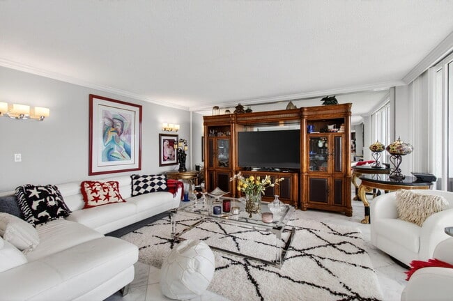 Building Photo - 1200 S Ocean Blvd