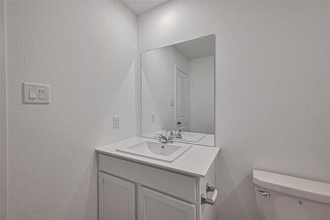 Building Photo - 28930 Rustic Windmill Wy