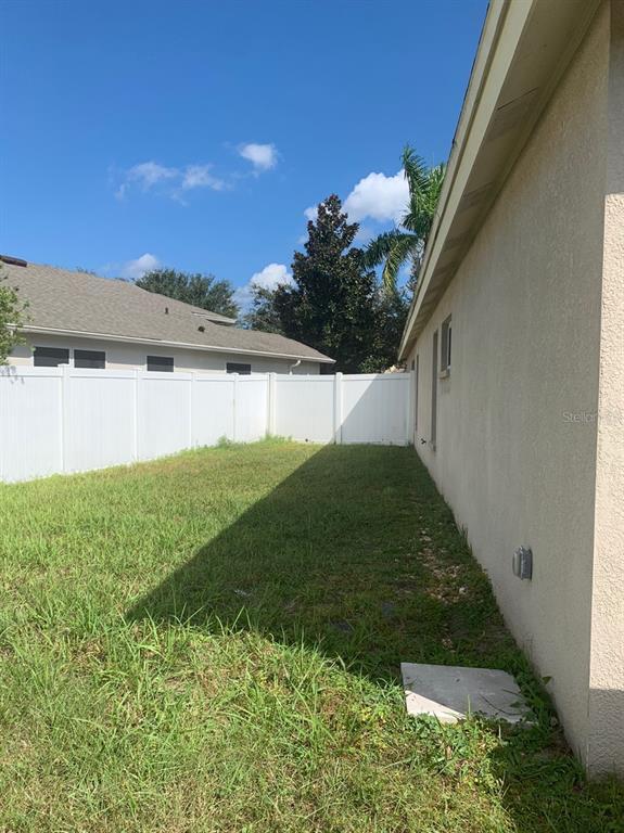 Building Photo - 11355 Flora Springs Dr