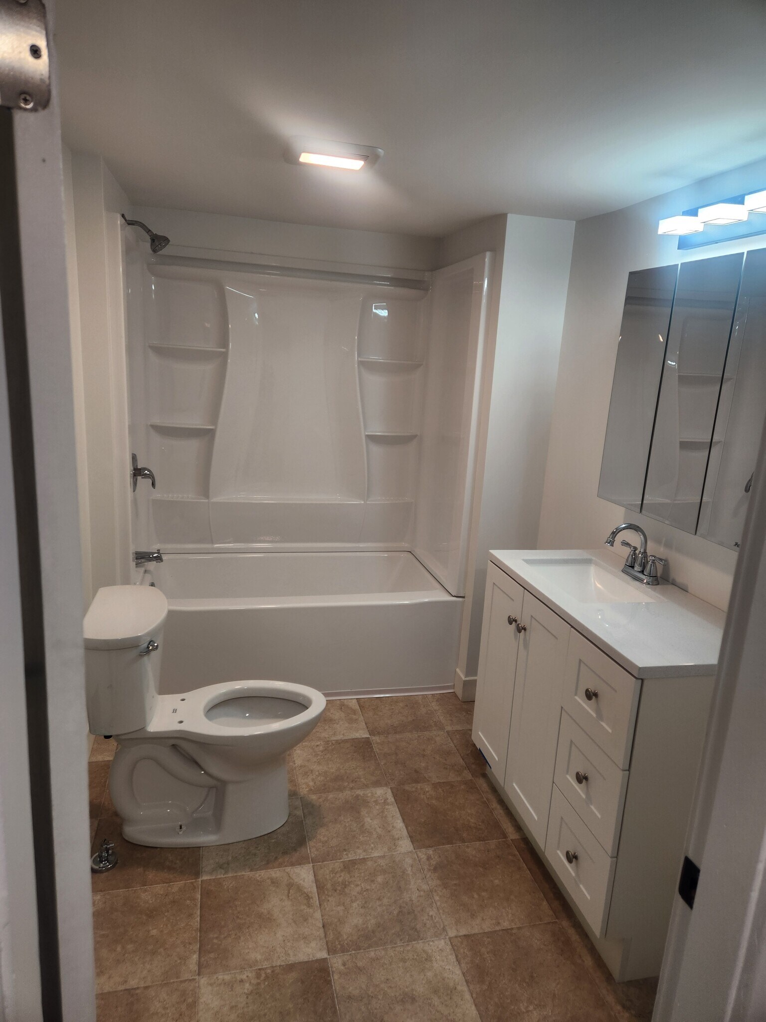 Building Photo - 13 Bridle Path