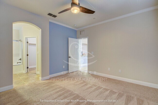 Building Photo - Lincoln Crossing Condo | 2 bedroom 2 bathroom