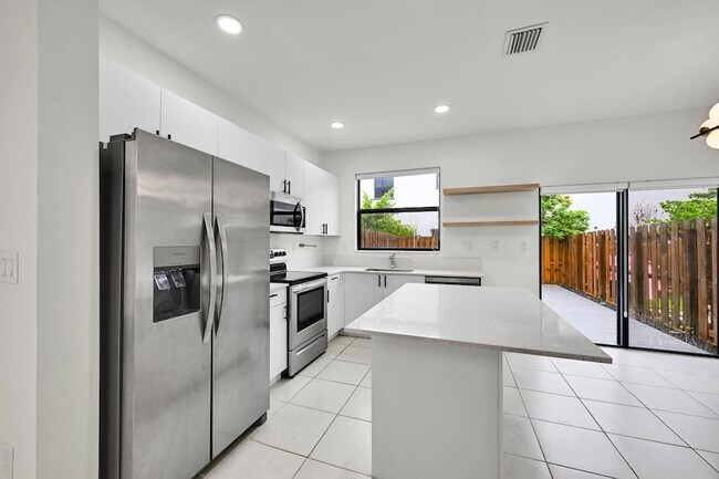 Building Photo - 13234 SW 285th St