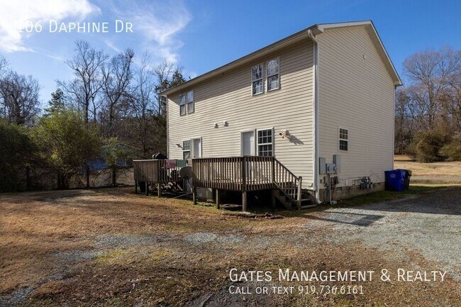 Building Photo - 106 Daphine Dr