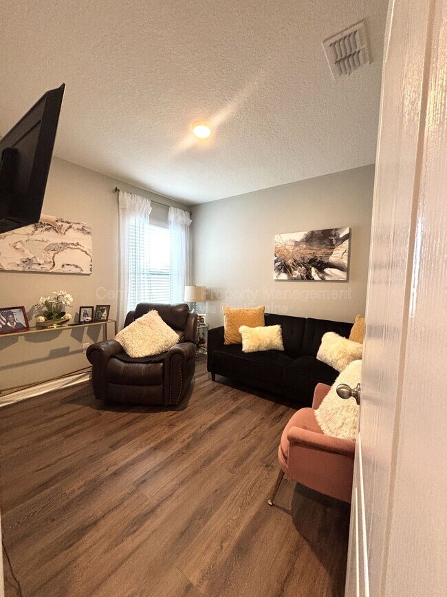 Building Photo - 3154 Timber Hawk Cir