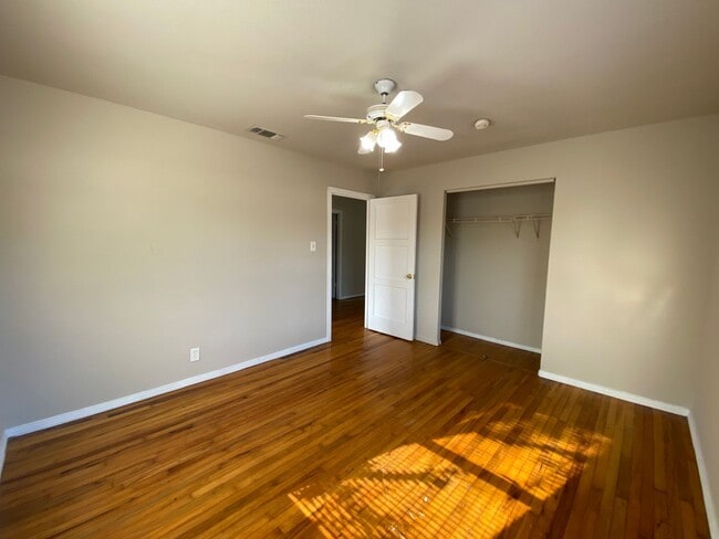 Building Photo - SEPTEMBER  HALF OFF First Month Rent