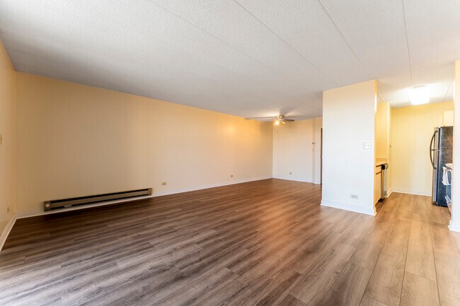 Building Photo - 75 Kristin Cir