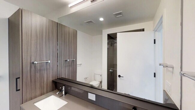 Building Photo - 345 Harrison Ave