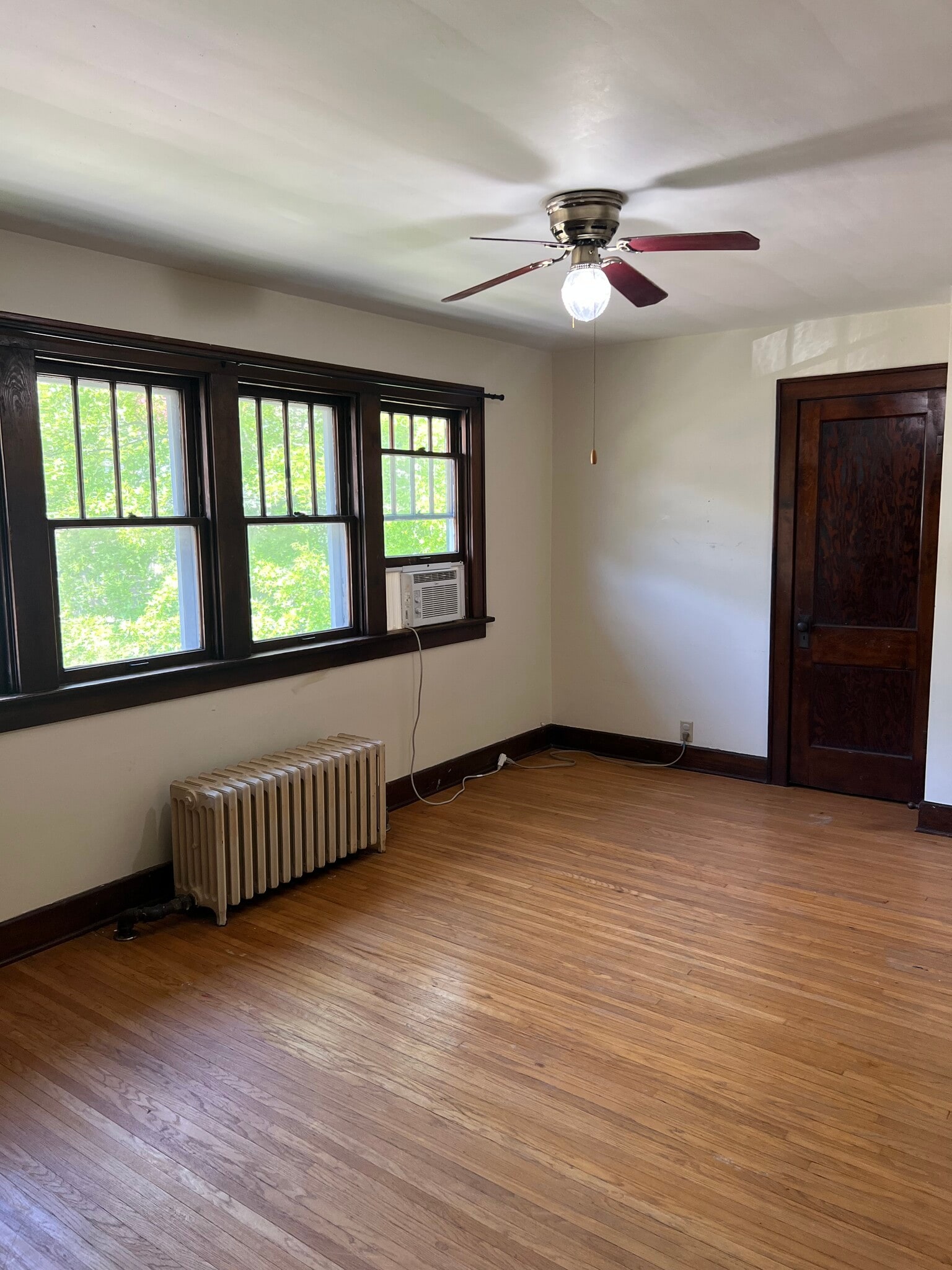 Building Photo - 524 Avenue D