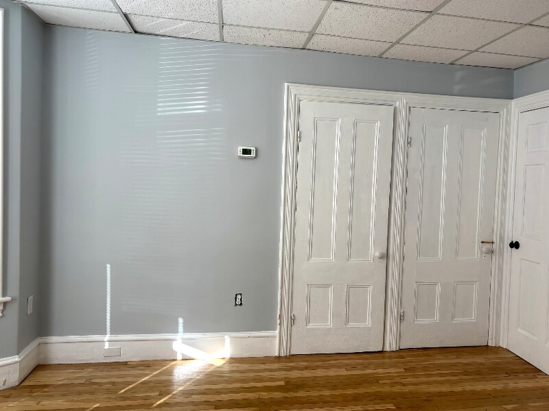 Building Photo - 132 Division St