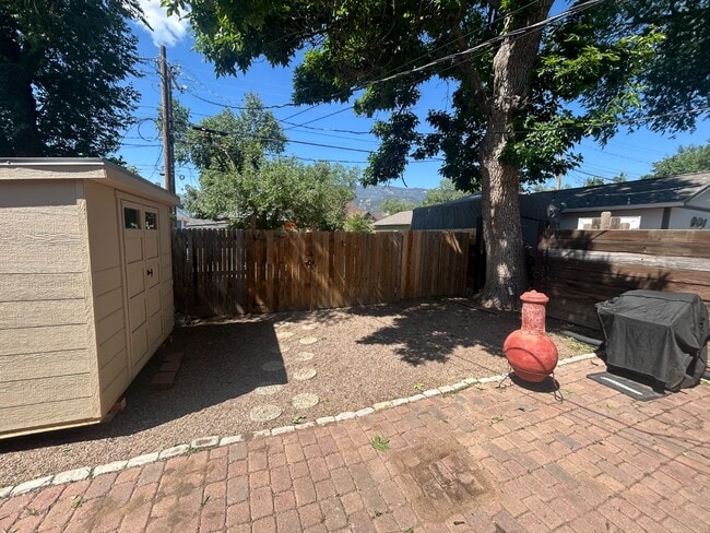 Building Photo - Charming home in the heart of Old Colorado...
