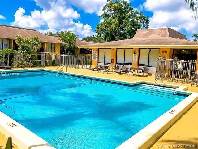 Building Photo - 5821 Washington St