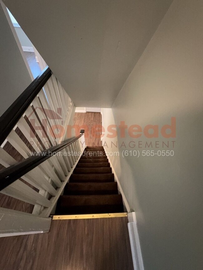 Building Photo - 3 BEDROOM HOME IN CLIFTON HEIGHTS!